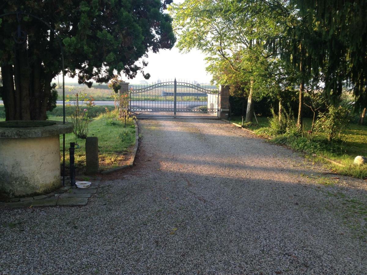 Borgo Tarapino Hotell Ferrara Exteriör bild